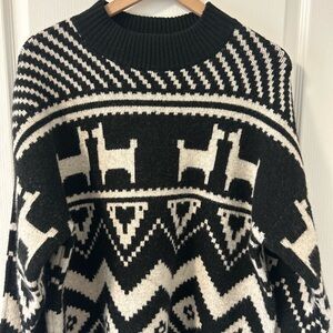 H&M sweater dress. Size: M
